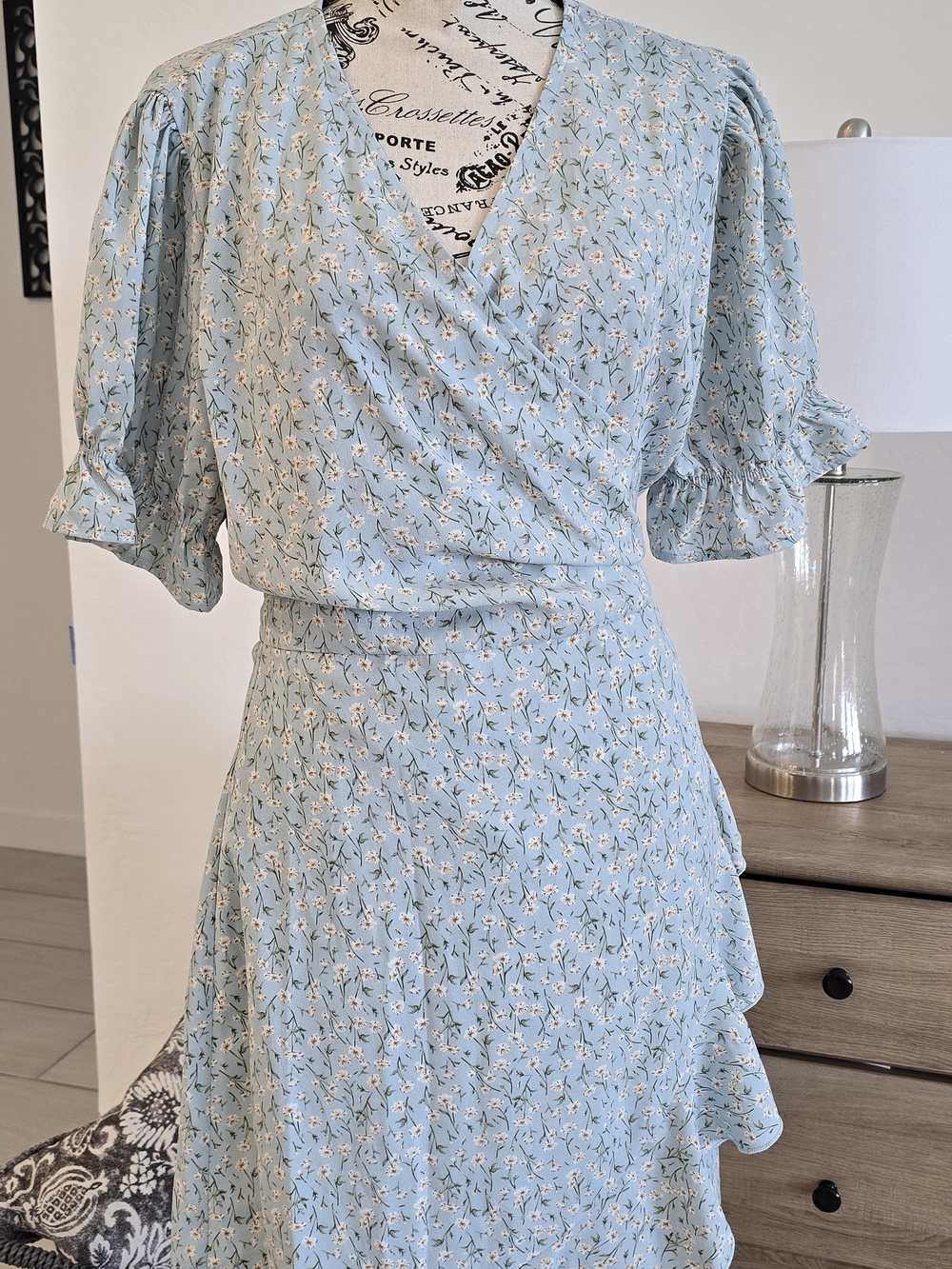 Forever 21 Light Blue Floral Knit Top